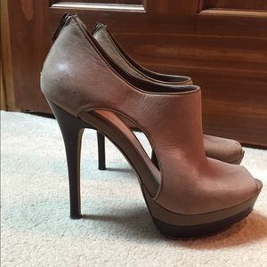Jessica Simpson Mocha brown leather heels