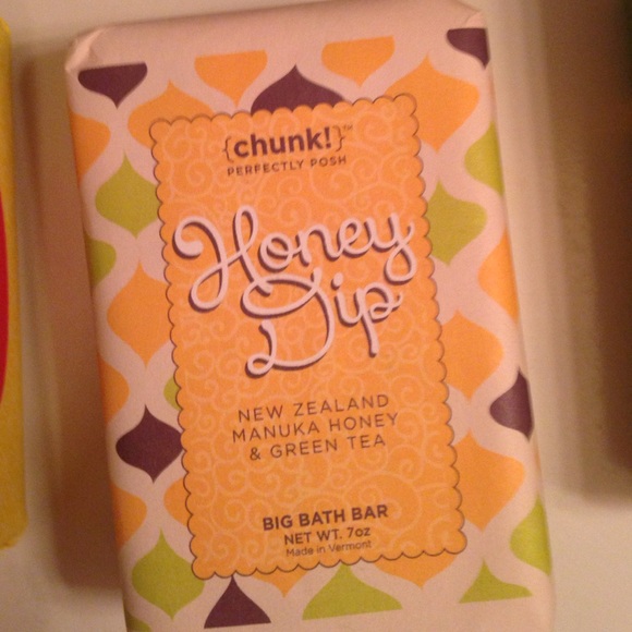 SOLD Posh soaps - Picture 3 of 4