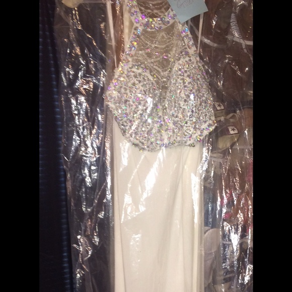 Jovani prom dress. - Picture 3 of 4