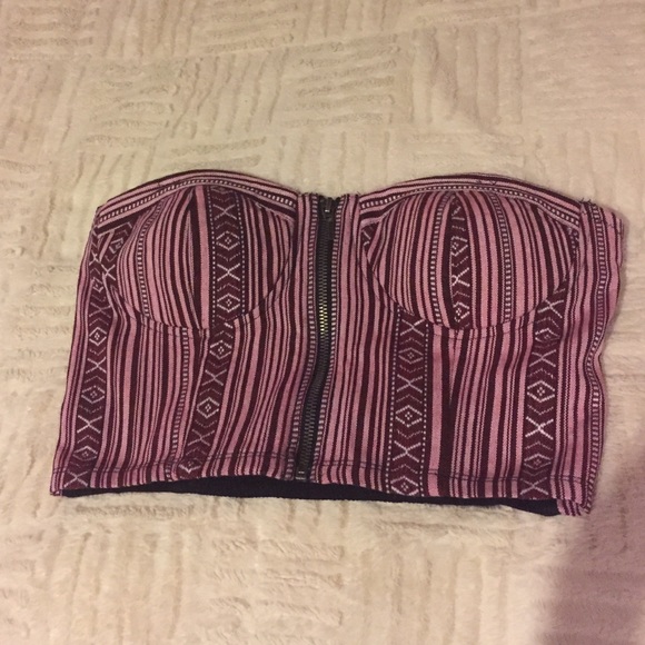 Tribal Print Zippered Crop Top