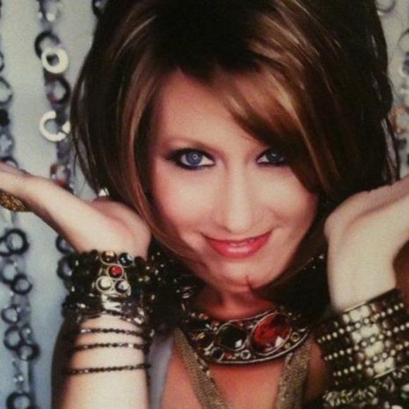 Meet your Posher, Dawn - Picture 1 of 1