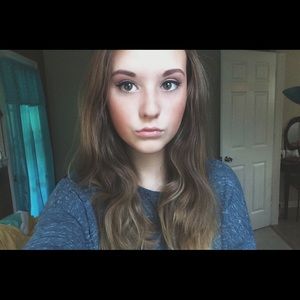 Meet your Posher, Annakate