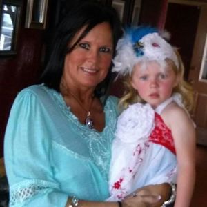 Meet your Posher, Stacy