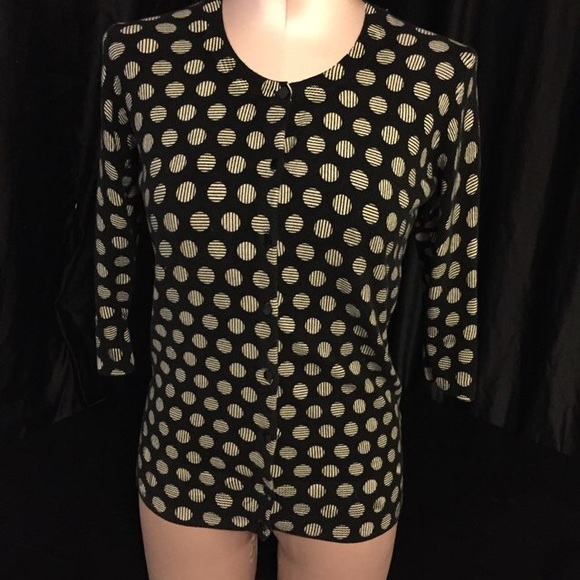 Dot design cardigan. - Picture 1 of 3