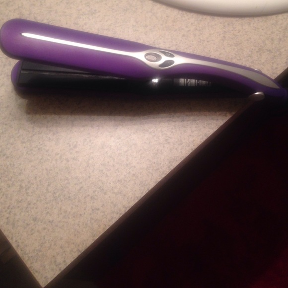 Flat iron