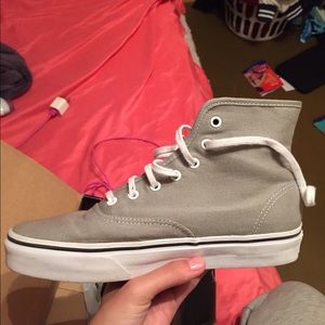 Vans on hold for Maria