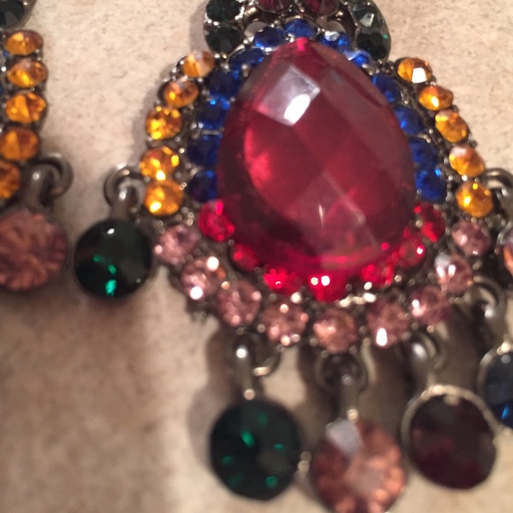 Pageant Earrings - Picture 2 of 2