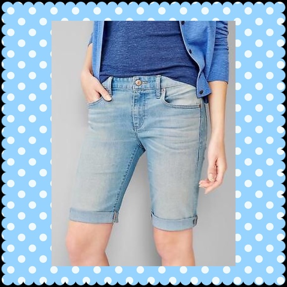 GAP Women's 1969 Skinny Bermuda Denim Short 6/28