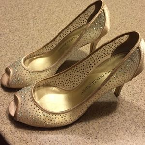 💎Adriana Papell Sparkly Rhinestone Pump Heels (8)