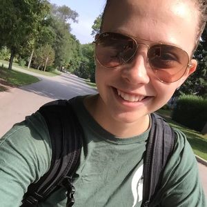 Meet your Posher, Carson