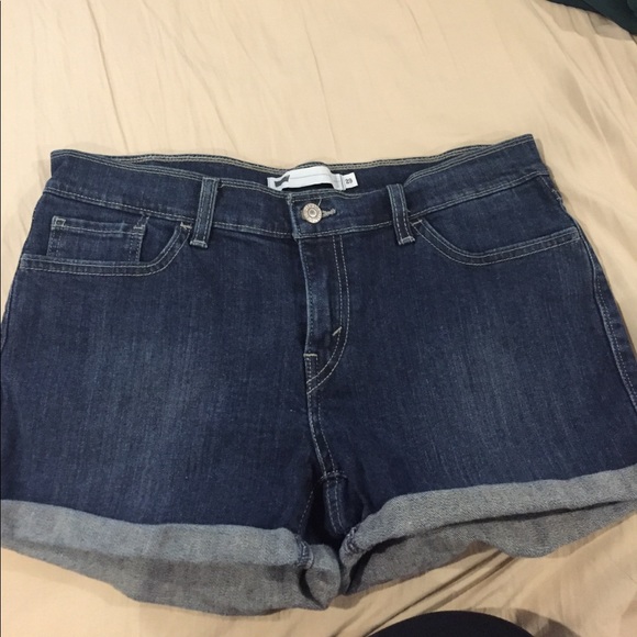 Shorts - Picture 2 of 4