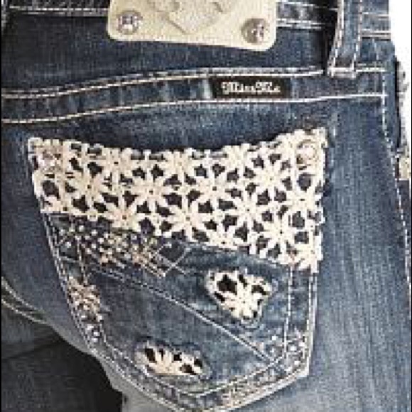 Miss Me Shorts floral Jean shorts - Picture 2 of 4