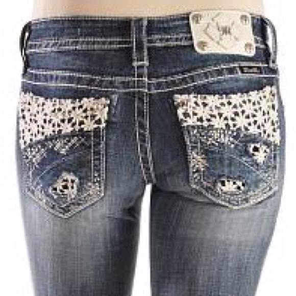 Miss Me Shorts floral Jean shorts - Picture 3 of 4