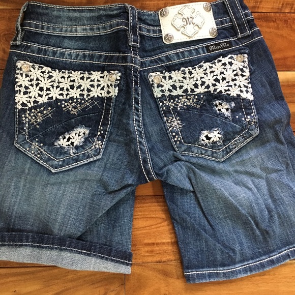 Miss Me Pants - Miss Me Shorts floral Jean shorts