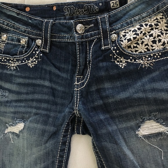 Miss Me Shorts floral Jean shorts - Picture 4 of 4