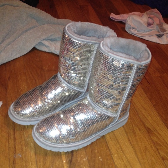 Silver Sequin UGG Boots Size 6