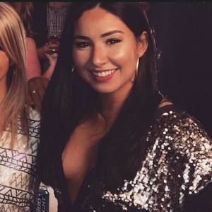 Meet your Posher, Cristina