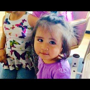 Meet your Posher, Carla