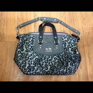 COACH BLACK AND GRAY CHEETAH SHOULDER BAG