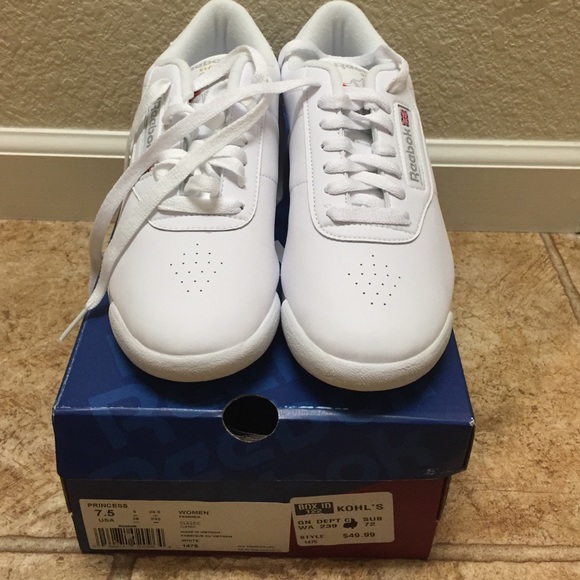Brand new, Classic Reebok women size 7.5, white