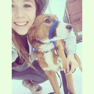 Meet your Posher, Caitlin