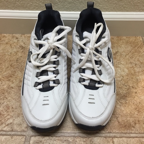 Only worn once, Shape-ups Skechers shoes for Men.