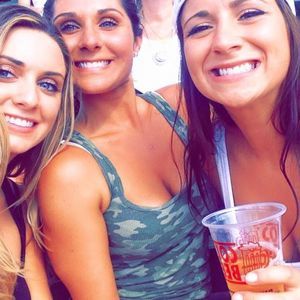 Meet your Posher, Talia