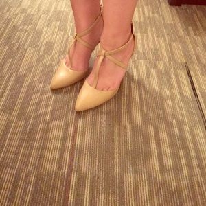 NINE WEST NUDE HEELS
