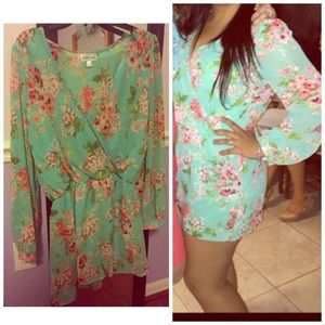 Flower light green Romper