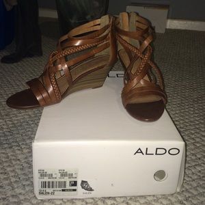 Wedge sandals