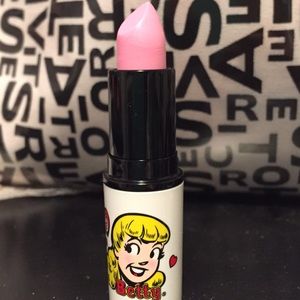 Mac lipstick