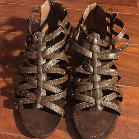 Cloud walker sandals size 9w