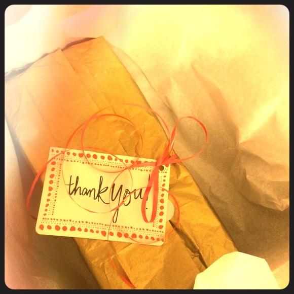 READY TO SHIP IN ONE BUSINESS DAY 🎊🎁