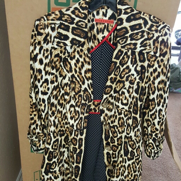 Jacket - Picture 2 of 4