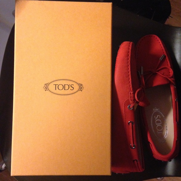 Authentic Tods driving shoes - Picture 3 of 3