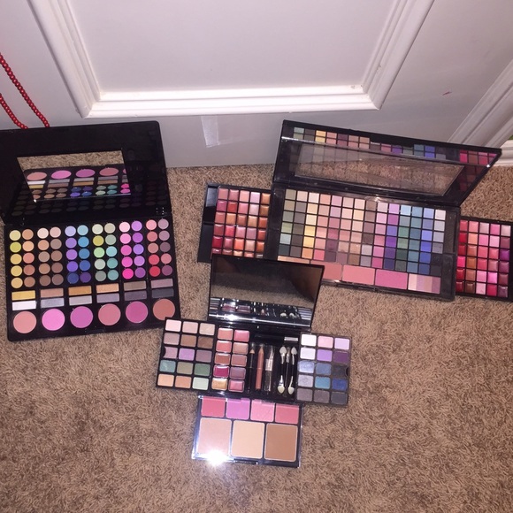 Makeup sets