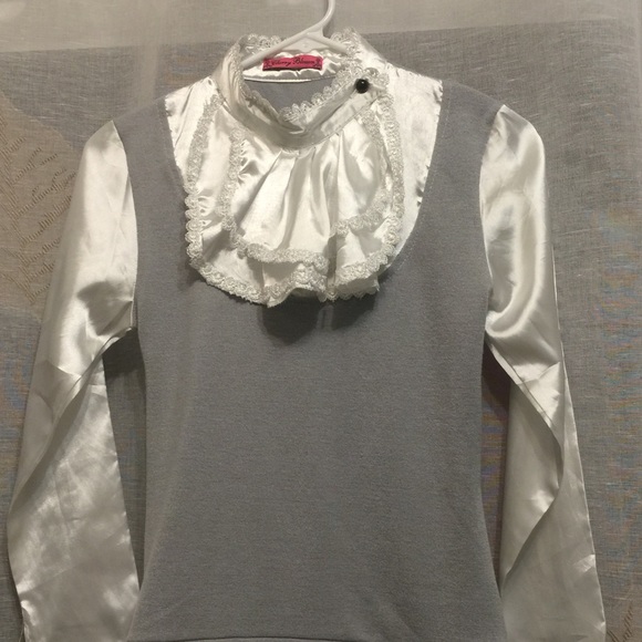 2 in 1 cute blouse XS