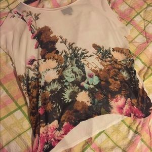 Flowy long flower blouse