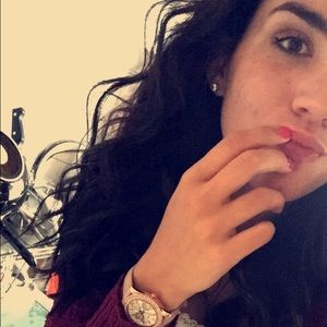 Meet your Posher, Paige