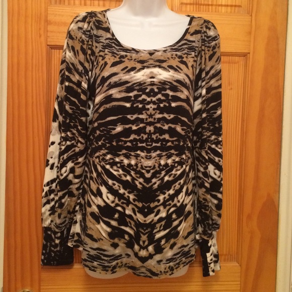 Karen Kane animal print long sleeve blouse size L