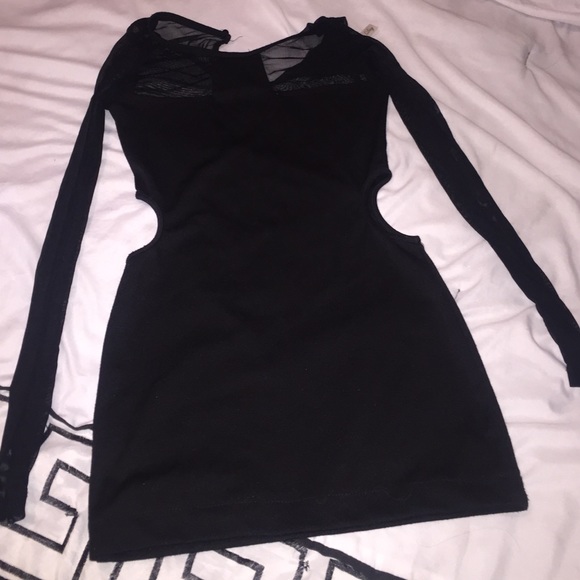 Dress - Picture 2 of 3