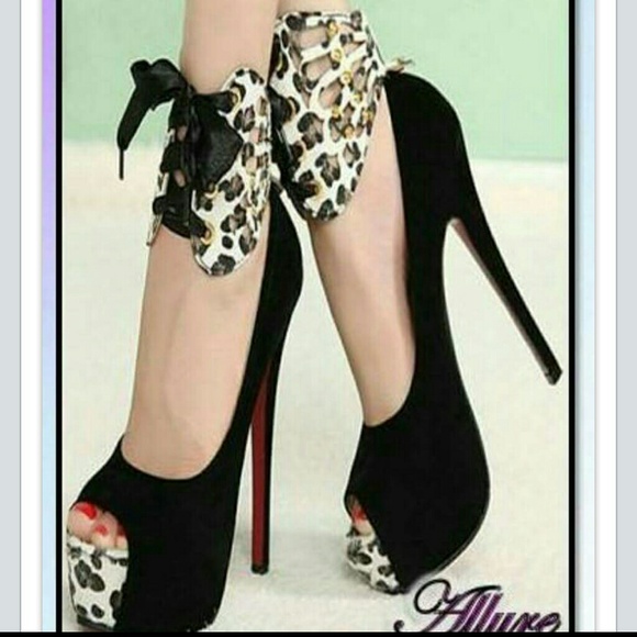 Black Leopard Heels