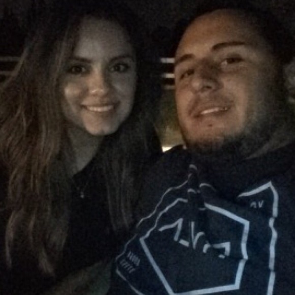 Meet your Posher, Jennifer - Picture 2 of 4