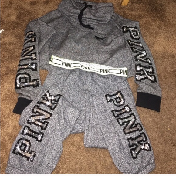 Victoria PINK sweatsuit