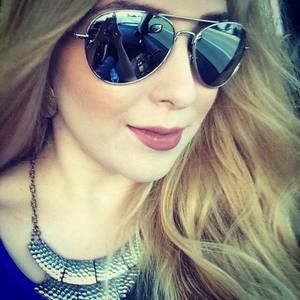 Meet your Posher, Daniela