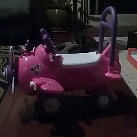 Minnie mouse Toy car