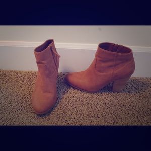 Nine West tan booties