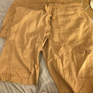 Old Navy khaki cargo