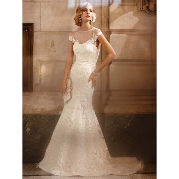 Ivory lace illusion dress - Picture 1 of 4