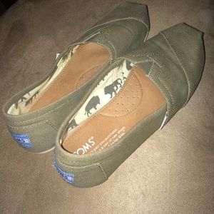 Olive Green Women's Canvas Toms